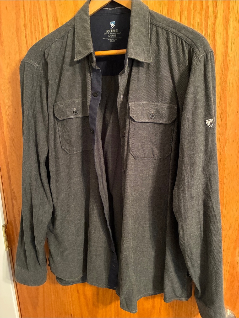 KÜHL Men's Button-Up Shirt in Gray